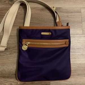 Michael Kors • Cross Body Bag